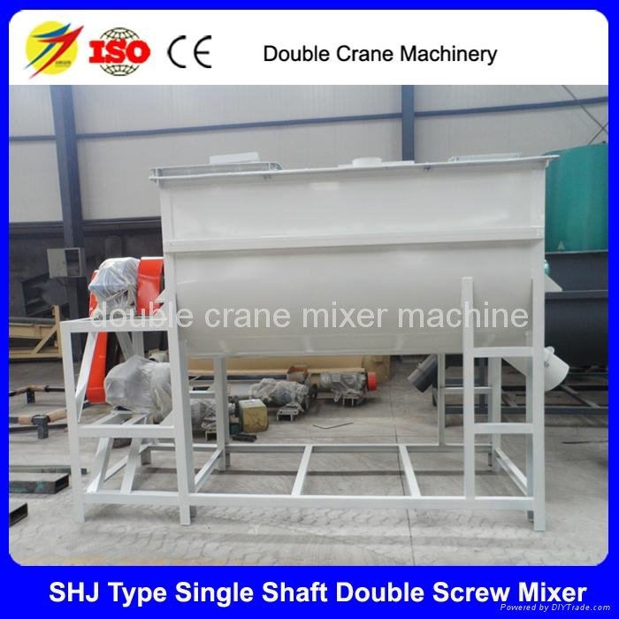 2017 new single shaft double screw mixer for poultry farm  3