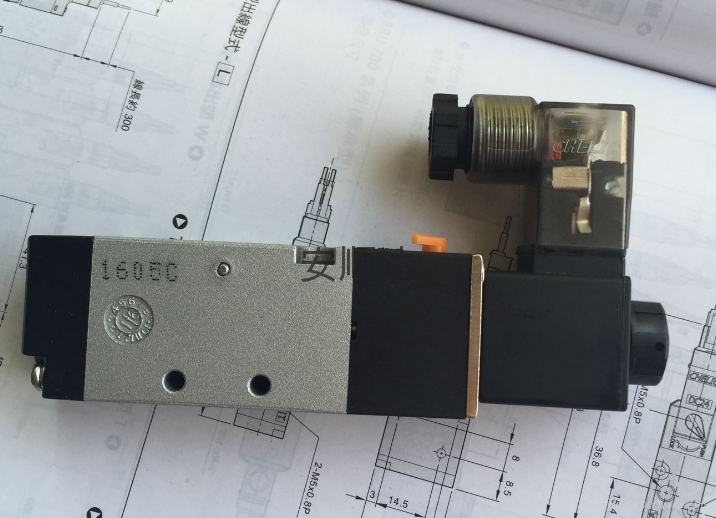 台湾气立可CHELIC电磁阀SW-5101-L原装正品