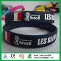 2017 cheap OEM  Debossed embossed rubber custom silicone bracelet wristband