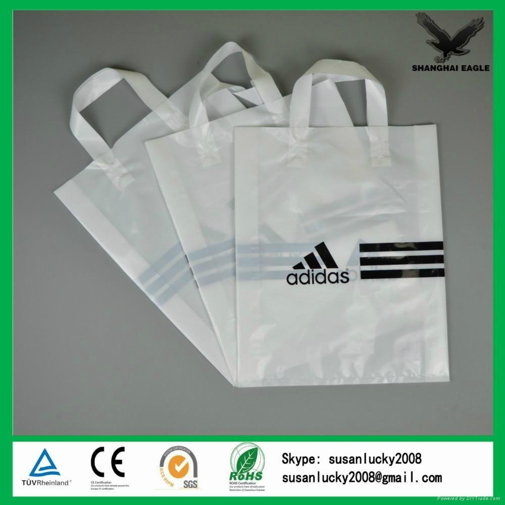 Customized HDPE/LDPE punch handle printed plastic shopping bag 4