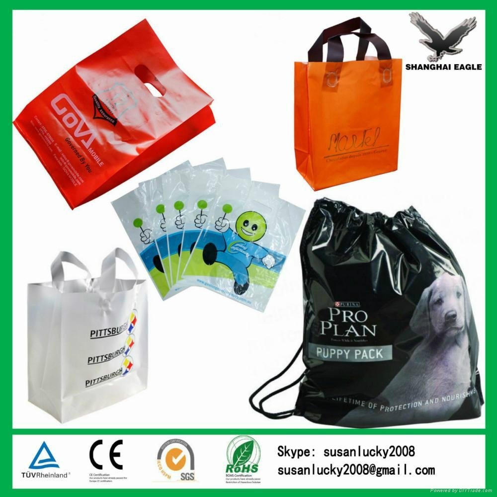 Customized HDPE/LDPE punch handle printed plastic shopping bag 5