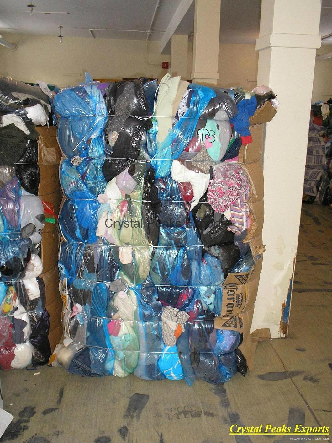 Credential Used Clothing (Untouched from donations) (Canada Trading Company) Other Apparel