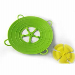 Useful Multi-function Silicone Spill Stopper Lid Kitchen Utensils Pan