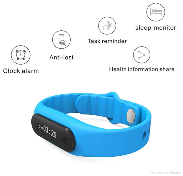 Sport tracking Bluetooth smart bracelet
