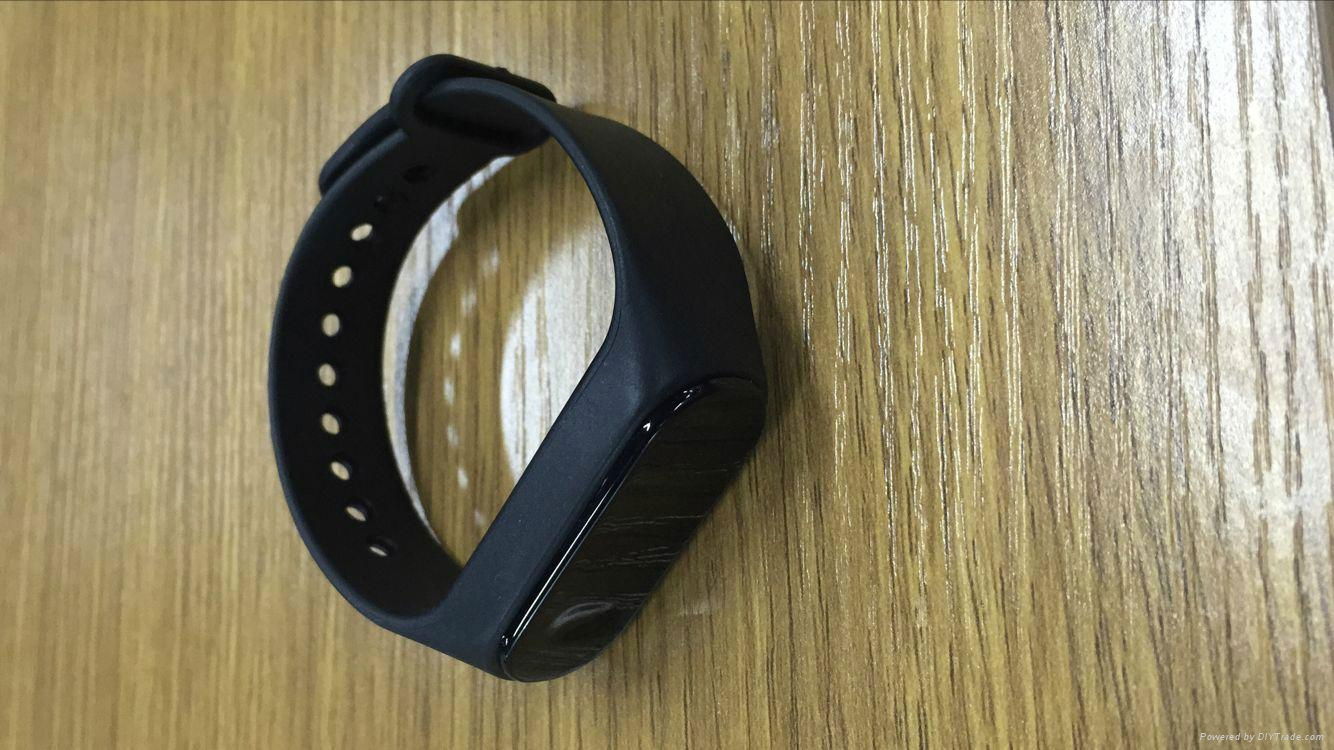 Real time dynamic 24 hrs heart rate monitor smart wristband 5