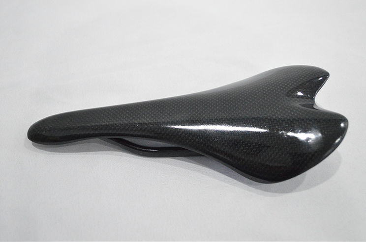 Common use carbon fiber bike seat