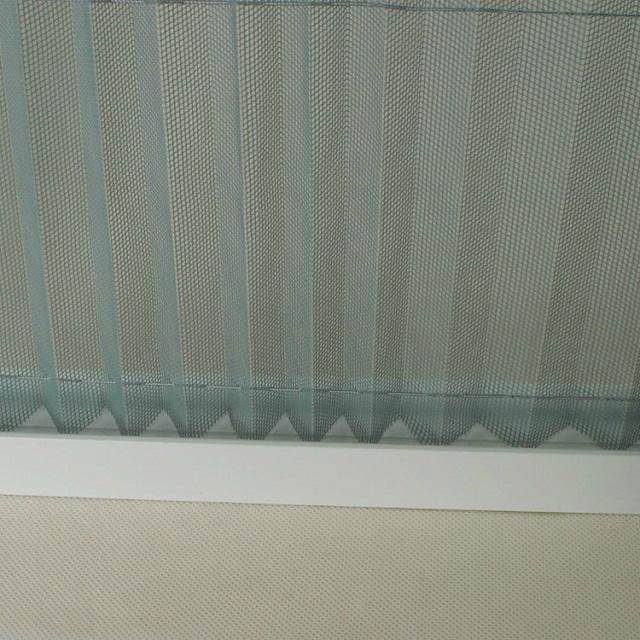 Retractable Window Screen 4