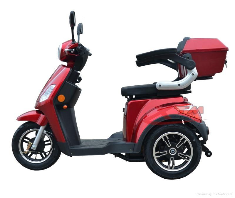 EEC Elderly 500W three wheel electric scooter 2