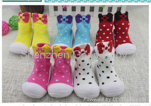 2017 fashion comfortable ant-slip baby socks shoes 2