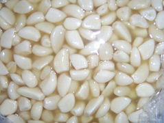 garlic cloves in brine