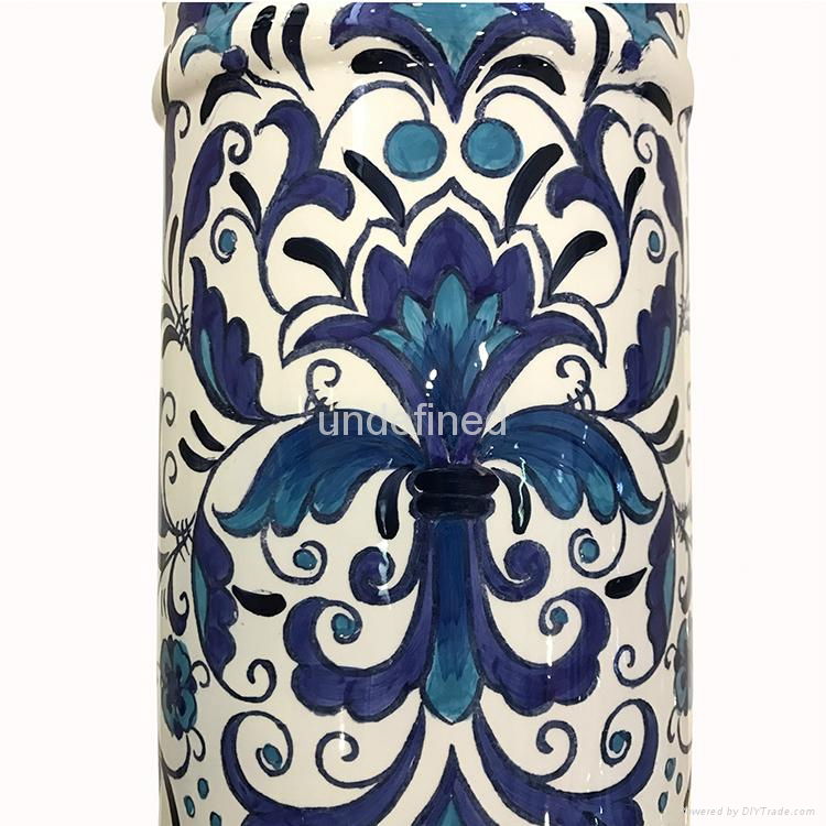 China Supplier Hand Made Blue And White Decorative Modern Tall Slim Vase 5