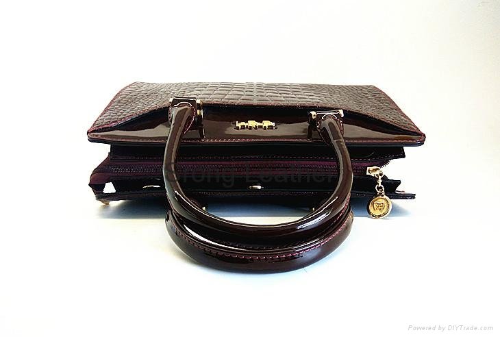Brand women handbag messenger briefcase PU patent leather woman commuter bag  2
