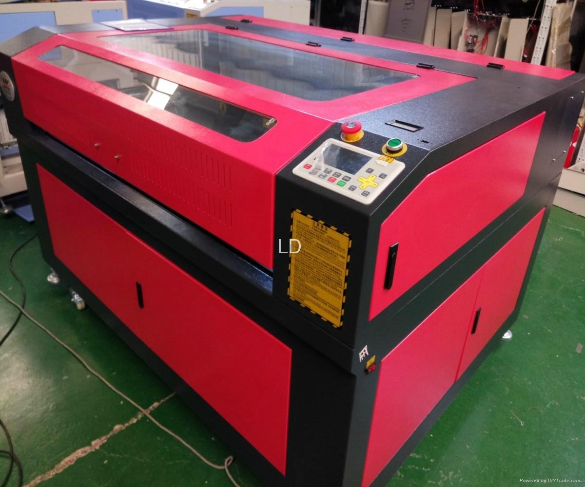 Hot Sale CO2 Reci 150 Watts Laser Cutting Machine With Idustry Chiller cw500 3