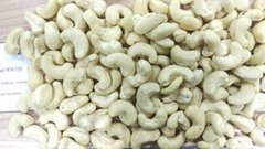 Cashew nuts White Whole w320