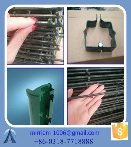 welded wire mesh fence 3