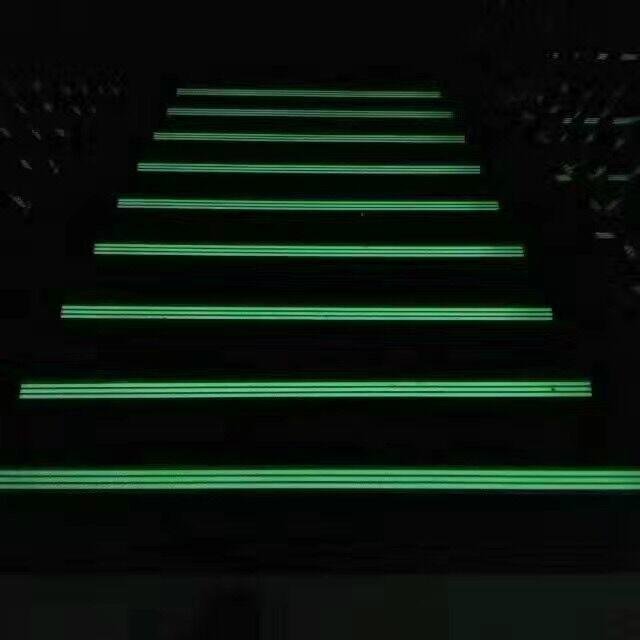 phhotoluminescent stair nosing high and long Afterglow 3