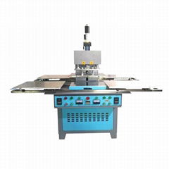 silicone jeans label embossing pressing machine on garment