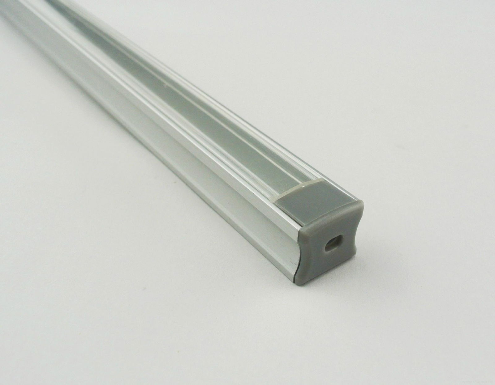 Aluminum extrusions profile  for LED strip light use in housing 5