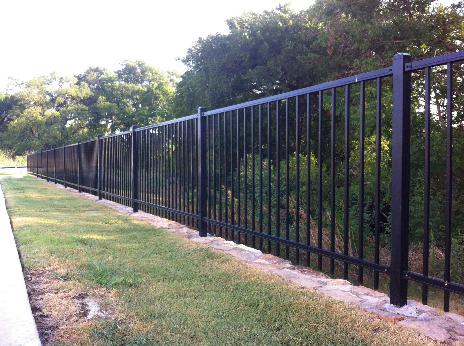 New Desigh Cheap wrought iron fence panels for sale / Fence panels square tube 2