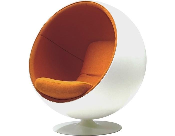 Mid Century Eero Arranio Hanging Ball Shaped Globe Chair 2
