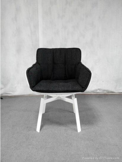 Patricia Urquiola husk chair fiberglass husk armchair dining chair for sale