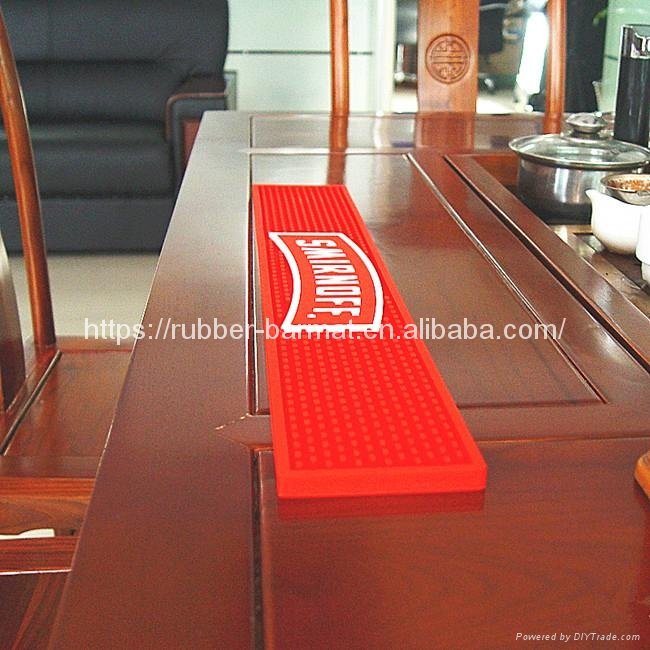 Custom high quality embossed logo soft pvc rubber beer bar shaker mat 5