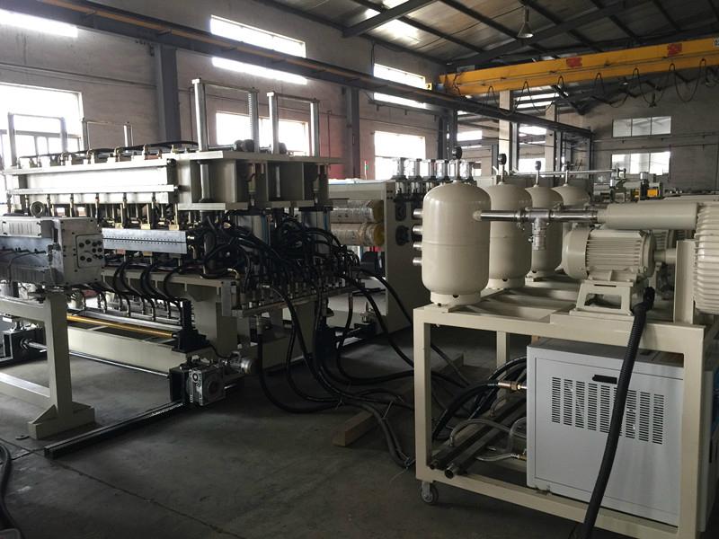 PP PE hollow sheet extrusion line 5