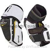 CCM Senior Tacks 4052 Ice Hockey Elbow Pads