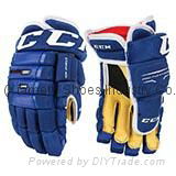 CCM 4-ROLL PRO III SR. HOCKEY GLOVES 