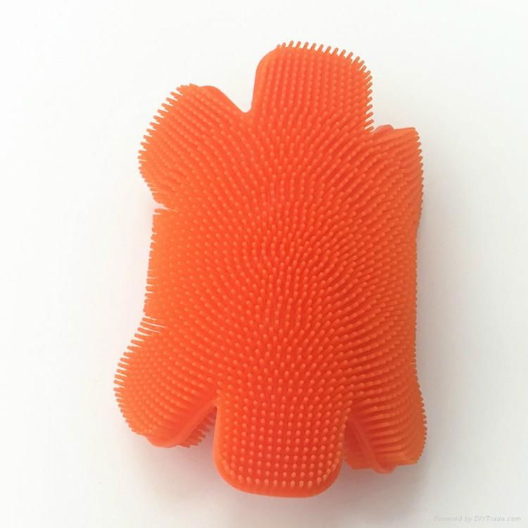 Reusable Baby silicone soft bath body brush 4