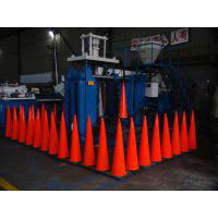 Full automatic PVC road cones injection molding machine