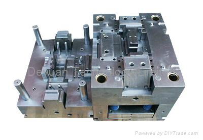 plastic mould  3