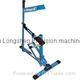 Louisville Sl   er Ultimate Pitching Machine