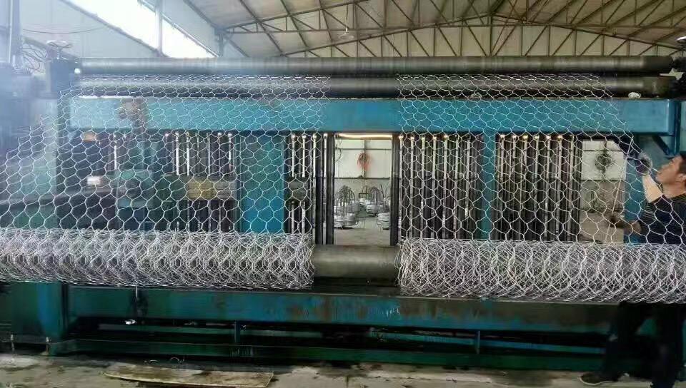 Hot Dipped Galvanized Hexagonal Gabion Box 2