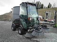 EGHOLM CITY RANGER 2250 GERÄTETRÄGER KEHRMASCHINE SCHNEESCHILD MÄHWERK 