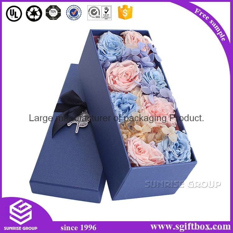 Luxury Handmade Glossy Paper Packaging Square Flower Box 3