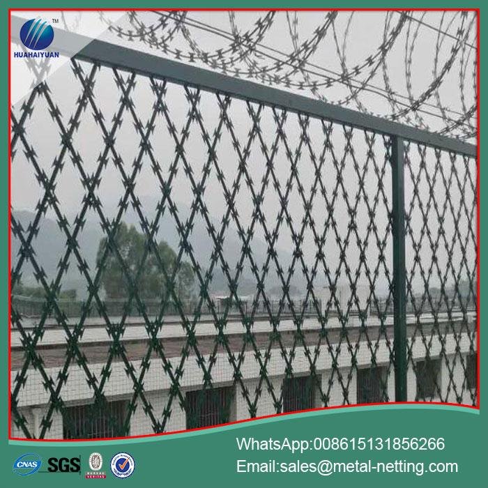 pvc coated razor welded fence razor mesh fence