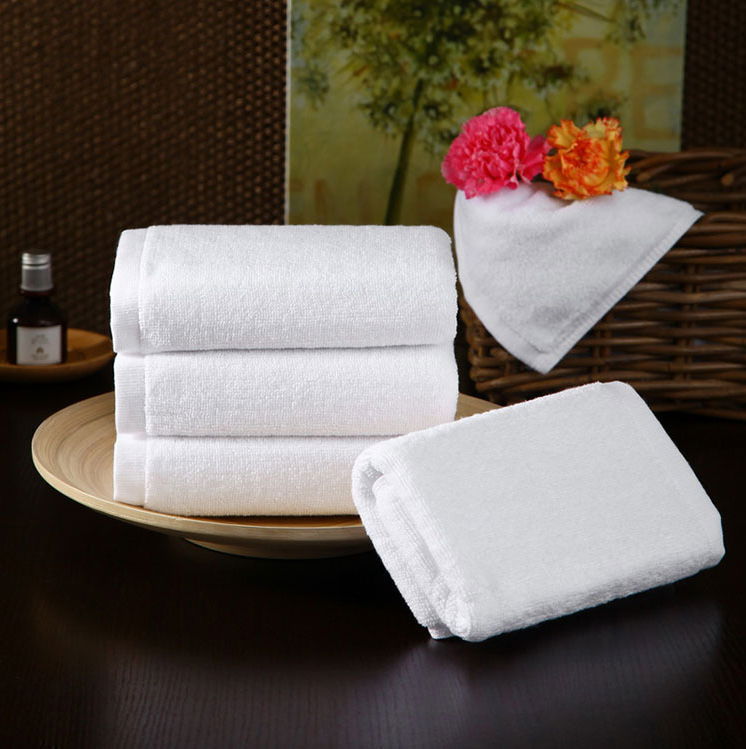 China Factory Offer High Quality 100% Cotton White Towels With Customer Design a