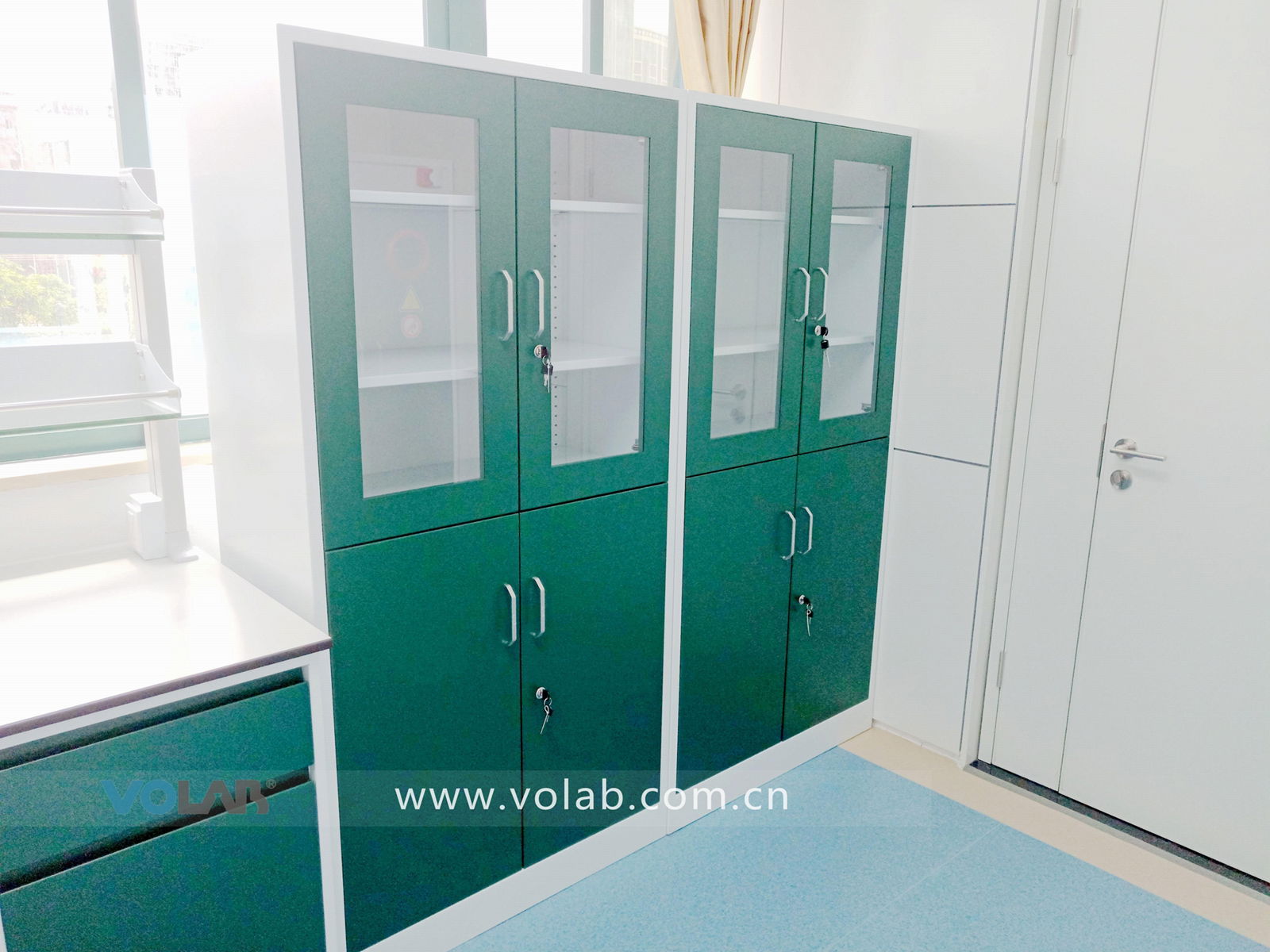 Steel laboratory cupboard storage laboratory glassware cabinet 2