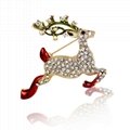 2017 The New Elk Brooch Gift Fashion A Galloping Christmas Present 4