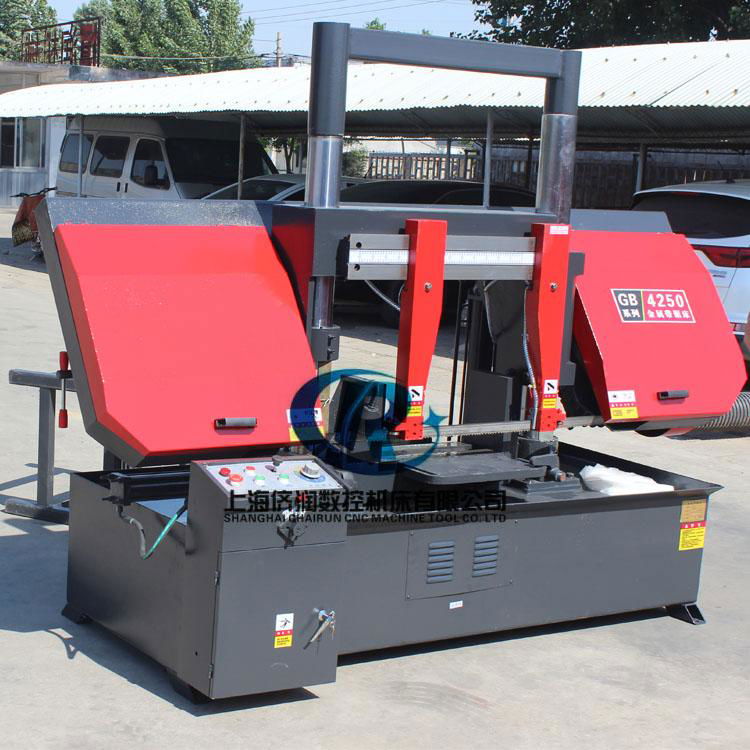 GB4225 metal band sawing machine 2