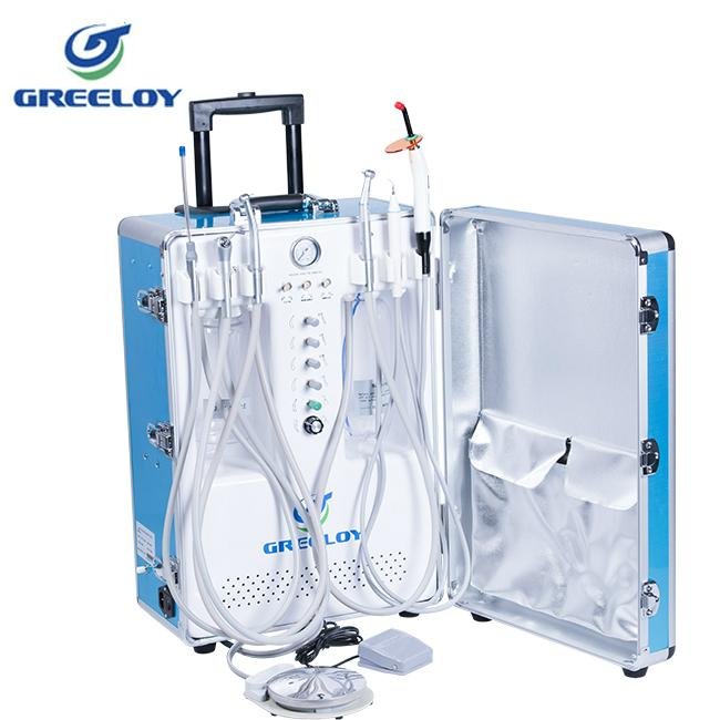 Portable dental unit with Curing light