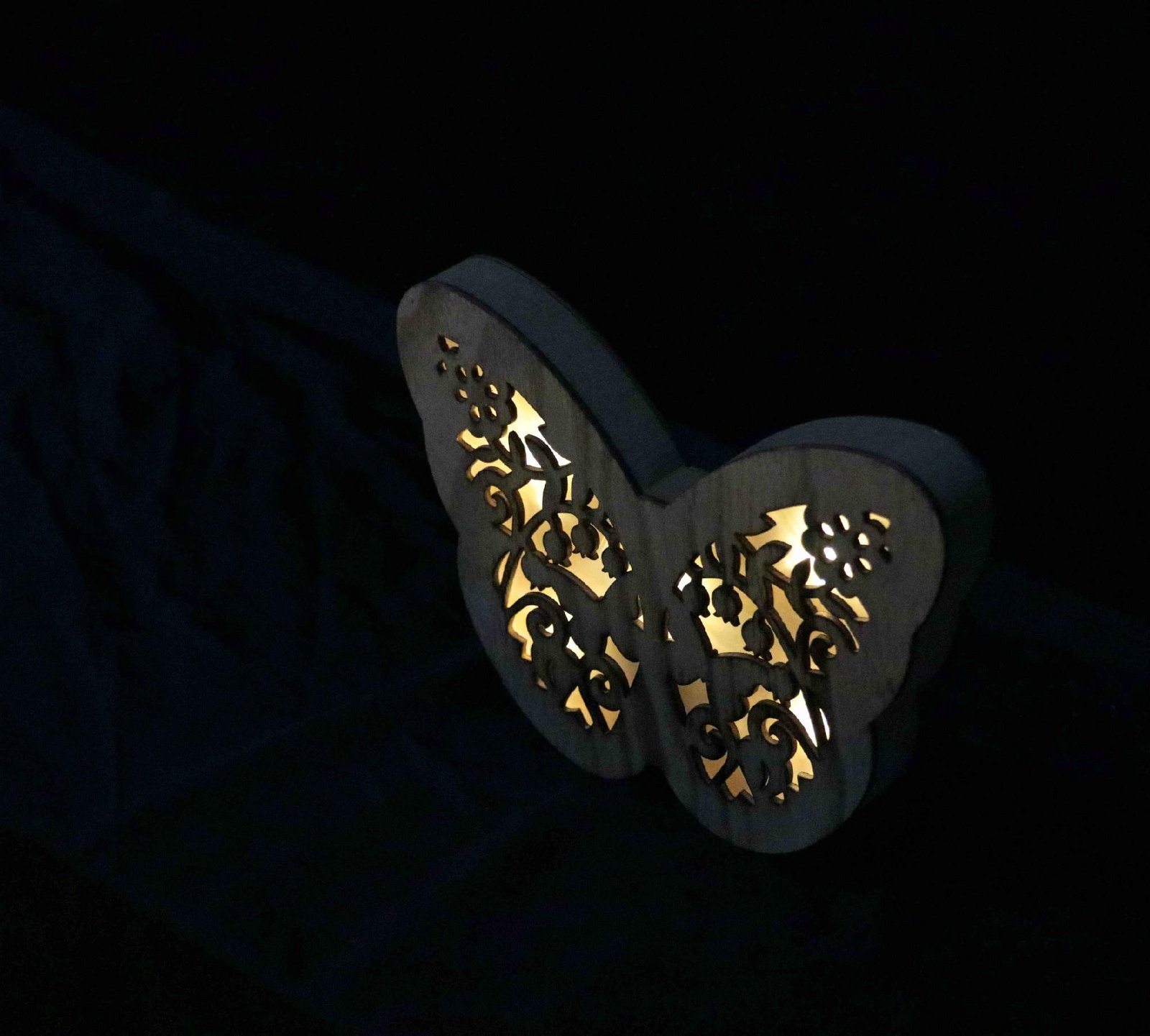 different design eco-friendly butterfly battery baby night light crafts 4