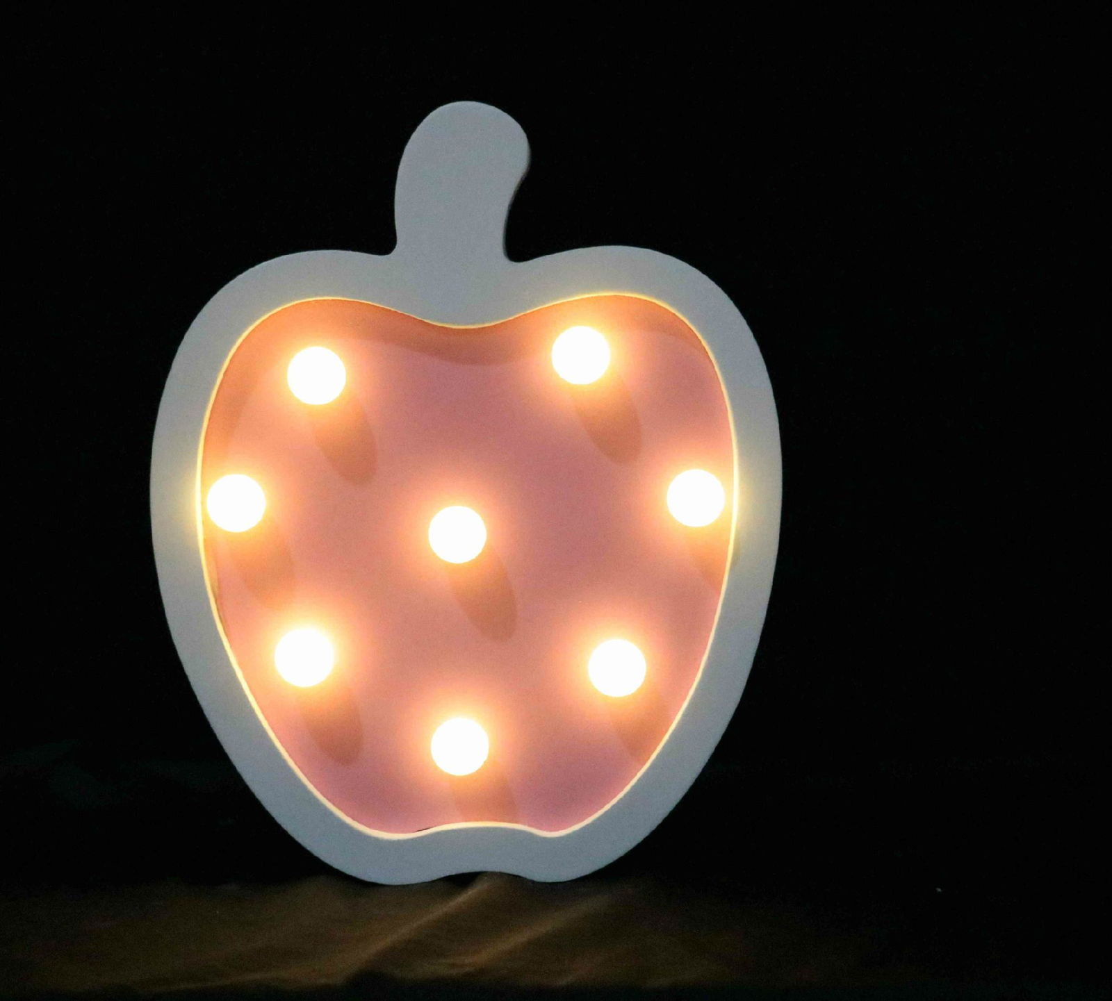 indoor decoration eco-friendly apple light wooden battery operated led light 2