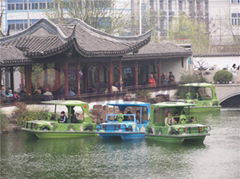 Yehua Water Outdoor Amusement equipment Imitation Classic Car Leisure Boat Water