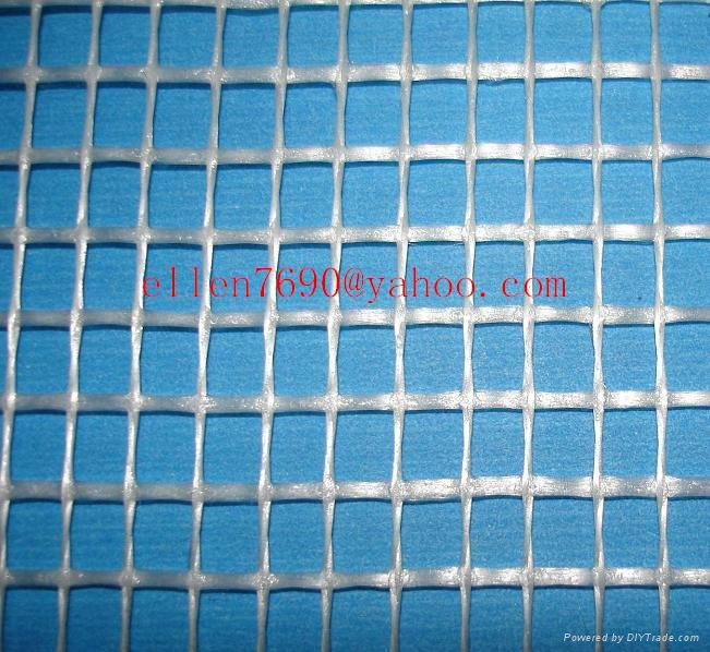 Alkaline resistant fiberglass mesh roll 2