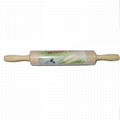 Wooden rolling pin with rotatable handle 2