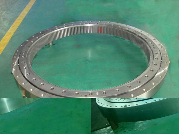 Cross roller bearing  4