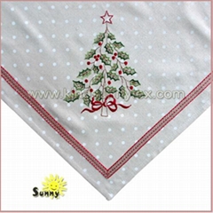 Christmas Tree Embroidery of Christmas Tablecloth in 2017