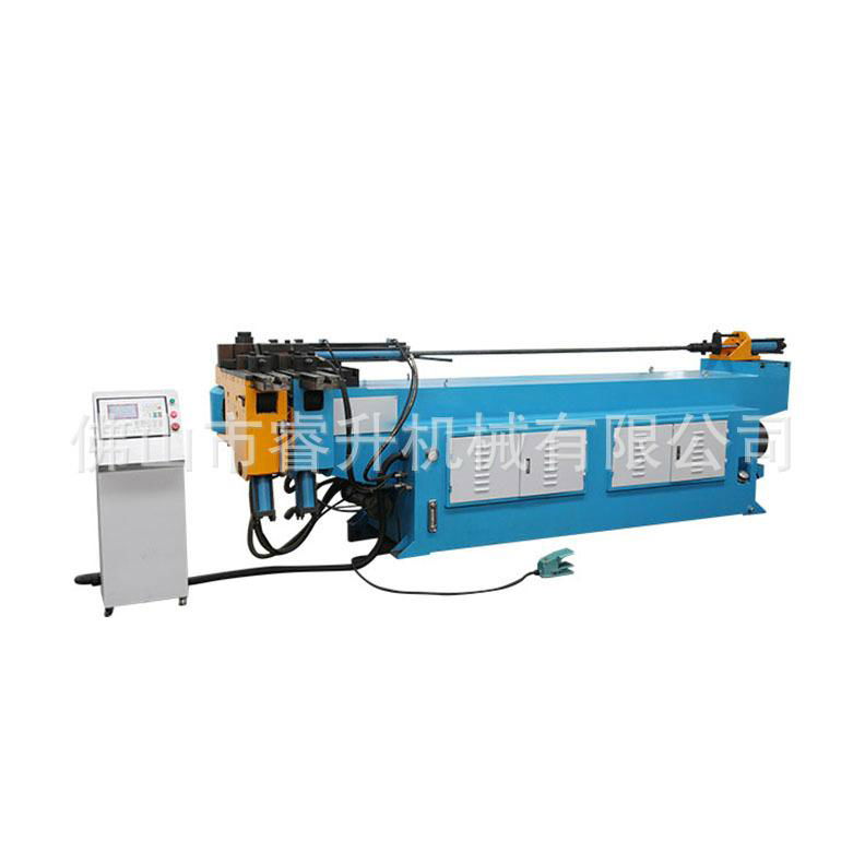 pipe bending machine